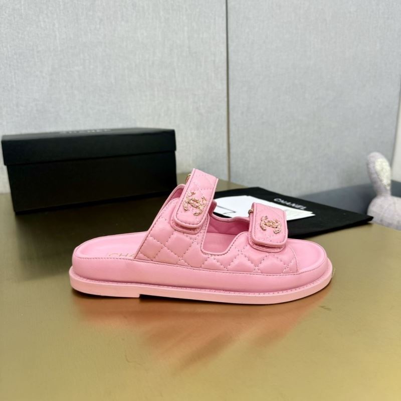 Ch*el slippers